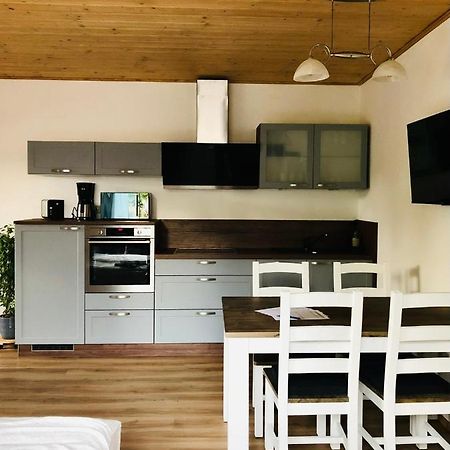 Ruhige Ferienwohnung Direkt Am Rennsteig Neuhaus am Rennweg Bagian luar foto